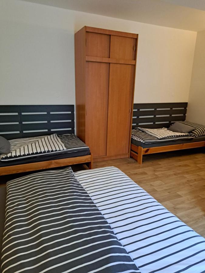 Penzion A Pizzerie Na Zalozne Kobylí Dış mekan fotoğraf